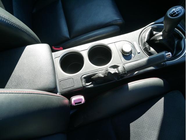 レガシィツーリングワゴン ２．０ＧＴ　５速ＭＴ　後期型　革シート　パワーシート　ＳＩ－ＤＲＩＶＥ　ＨＤＤナビ　フルセグ　ＥＴＣ　キーレス　ウィンカーミラー　ＨＩＤ　フォグランプ　ステリングスイッチ　純正１７インチアルミ　１年保証付（70枚目）