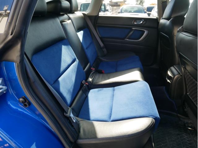 レガシィツーリングワゴン ２．０ＧＴスペックＢ　ＷＲ－ＬＴＤ　２００４　ＭＴモード＆スポーツシフト　特別仕様車　専用シート＆トリム　エアロスプラッシュ　純正１８インチアルミ　半革パワーシート　ＤＶＤナビ　ＥＴＣ　キーレス　ウィンカーミラー　オートエアコン　ＨＩＤ　フォグ（14枚目）