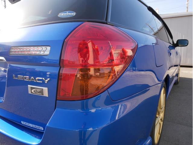 レガシィツーリングワゴン ２．０ＧＴスペックＢ　ＷＲ－ＬＴＤ　２００４　ＭＴモード＆スポーツシフト　特別仕様車　専用シート＆トリム　エアロスプラッシュ　純正１８インチアルミ　半革パワーシート　ＤＶＤナビ　ＥＴＣ　キーレス　ウィンカーミラー　オートエアコン　ＨＩＤ　フォグ（43枚目）