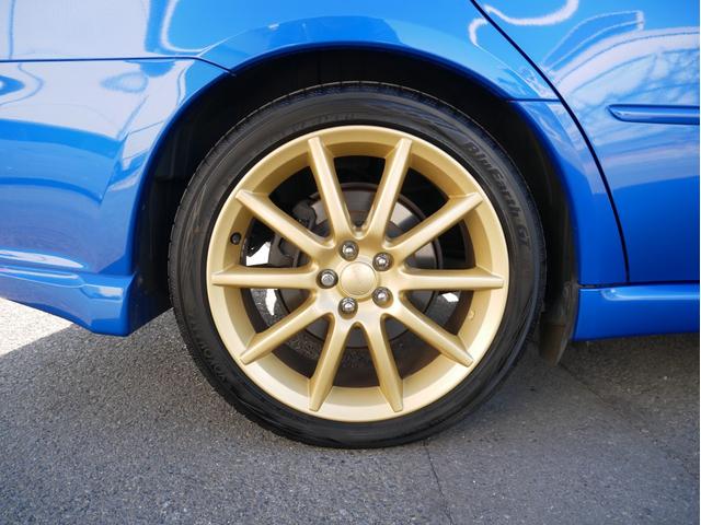 レガシィツーリングワゴン ２．０ＧＴスペックＢ　ＷＲ－ＬＴＤ　２００４　ＭＴモード＆スポーツシフト　特別仕様車　専用シート＆トリム　エアロスプラッシュ　純正１８インチアルミ　半革パワーシート　ＤＶＤナビ　ＥＴＣ　キーレス　ウィンカーミラー　オートエアコン　ＨＩＤ　フォグ（51枚目）