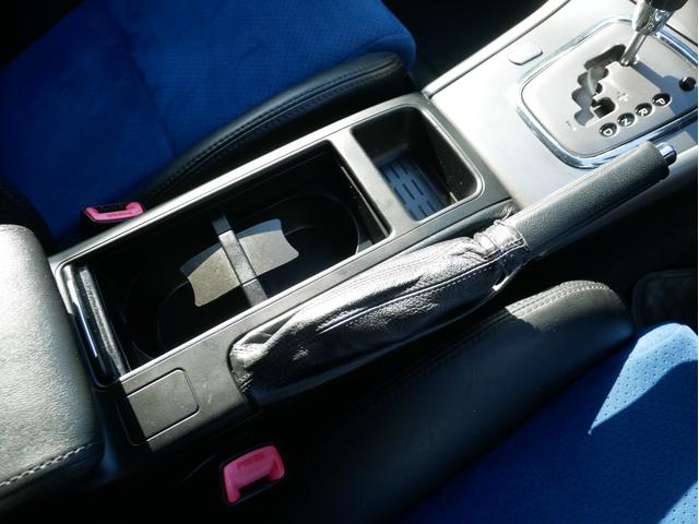 レガシィツーリングワゴン ２．０ＧＴスペックＢ　ＷＲ－ＬＴＤ　２００４　ＭＴモード＆スポーツシフト　特別仕様車　専用シート＆トリム　エアロスプラッシュ　純正１８インチアルミ　半革パワーシート　ＤＶＤナビ　ＥＴＣ　キーレス　ウィンカーミラー　オートエアコン　ＨＩＤ　フォグ（68枚目）