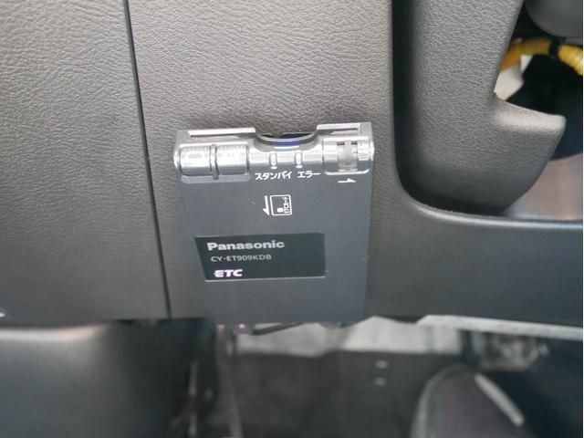 エディックス ２０Ｘ　Ｓパッケージ　後期型　３×２シート　純正ＨＤＤナビ　バックカメラ　音楽録音　キーレス　ＥＴＣ　オートエアコン　ウィンカーミラー　ＨＩＤ　フォグランプ　エアロ　純正１６ＡＷ　サイドバイザー　１年保証付（12枚目）