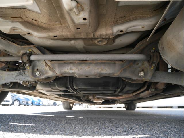 エディックス ２０Ｘ　Ｓパッケージ　後期型　３×２シート　純正ＨＤＤナビ　バックカメラ　音楽録音　キーレス　ＥＴＣ　オートエアコン　ウィンカーミラー　ＨＩＤ　フォグランプ　エアロ　純正１６ＡＷ　サイドバイザー　１年保証付（56枚目）