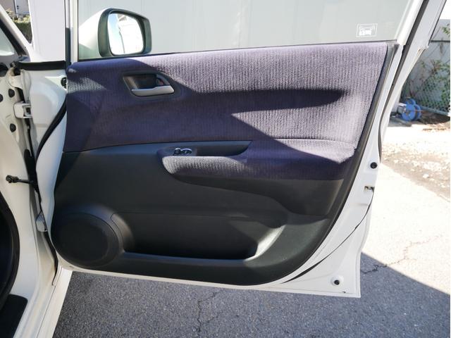 エディックス ２０Ｘ　Ｓパッケージ　後期型　３×２シート　純正ＨＤＤナビ　バックカメラ　音楽録音　キーレス　ＥＴＣ　オートエアコン　ウィンカーミラー　ＨＩＤ　フォグランプ　エアロ　純正１６ＡＷ　サイドバイザー　１年保証付（77枚目）