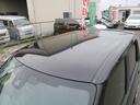 外装内装は私たち営業が自ら行います。自分たちで掃除をすることで手直しできること気がつくこともあります。 安心してお車を送り出せるように責任をもって仕上げさせていただきます。