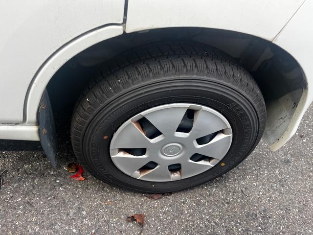 ハイゼットカーゴ DX パワーステアリング パワーウィンドウ エアバッグ エアコン 海外向け(10枚目)