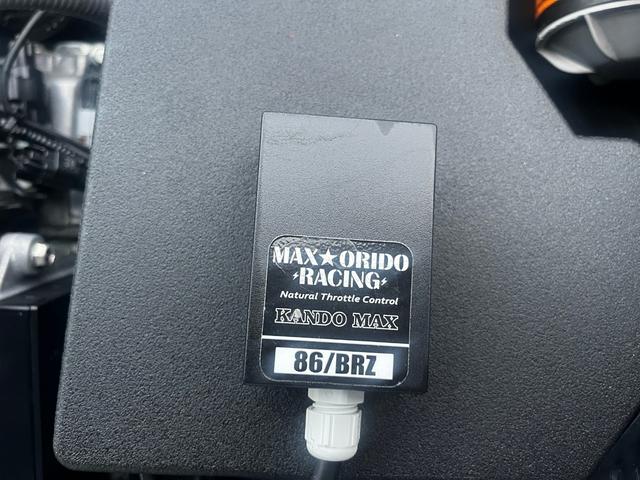 ＢＲＺ Ｓ　ＳＴＩ仕様　ＰＳ　ＰＷ　エアＢ　ＡＡＣ　キーレス　スマートキー　純正ナビ　フルセグＴＶ　ＢＴ接続　ＣＤ　ＤＶＤ　社外メーター　シートヒーター　ハーフレザー　ＥＳＣ　社外マフラー　車高調　社外ＡＷ（46枚目）