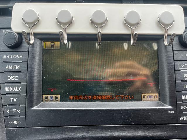 プリウス Ｓ　パワーステアリング　パワーウィンドウ　オートエアコン　エアバッグ　キーレス　スマートキー　純正ナビ　ＦＭ　ＣＤ　バックカメラ　プッシュスタート　ＥＴＣ　ドラレコ（22枚目）