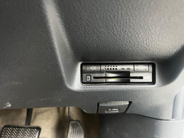 ウィッシュ ２．０Ｇ　２．０Ｇ（７名）　ＰＳ　ＰＷ　エアＢ　ＡＡＣ　キーレス　スマートキー　社外ナビ　フルセグＴＶ　ＣＤ　ＤＶＤ　ＦＭ　ＢＴ接続　Ｐスタート　ＥＳＣ　ＥＴＣ　ドラレコ　社外ＡＷ（24枚目）