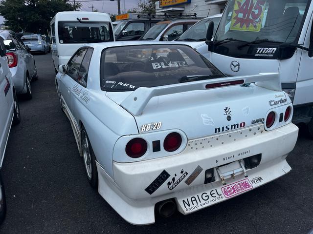 スカイライン ＧＴＳ－ｔタイプＭ　パワーステアリング　社外ハンドル　エアロ　スペアキー　サンルーフ　社外サイド（3枚目）