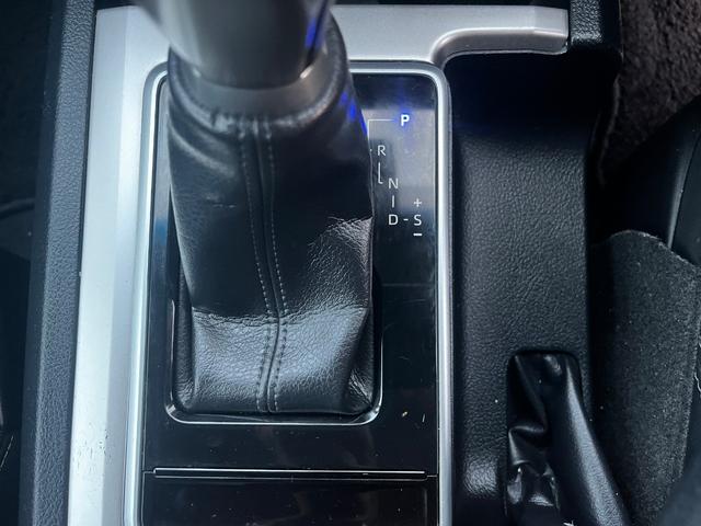 ランドクルーザープラド ＴＸ　Ｌパッケージ　パワーステアリング　パワーウィンドウ　エアバッグ　オートエアコン　キーレス　スマートキー　純正黒革パワーシート　シートヒータークーラー　ＥＴＣ　フルセグＴＶ　社外ナビ　バックカメラ　４ＷＤ（21枚目）