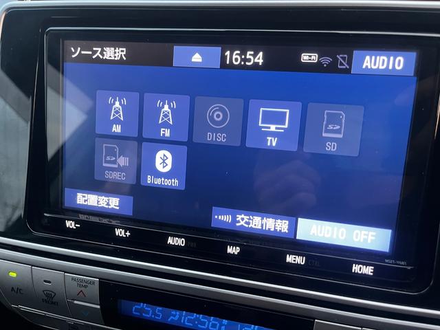 ランドクルーザープラド ＴＸ　Ｌパッケージ　パワーステアリング　パワーウィンドウ　エアバッグ　オートエアコン　キーレス　スマートキー　純正黒革パワーシート　シートヒータークーラー　ＥＴＣ　フルセグＴＶ　社外ナビ　バックカメラ　４ＷＤ（27枚目）