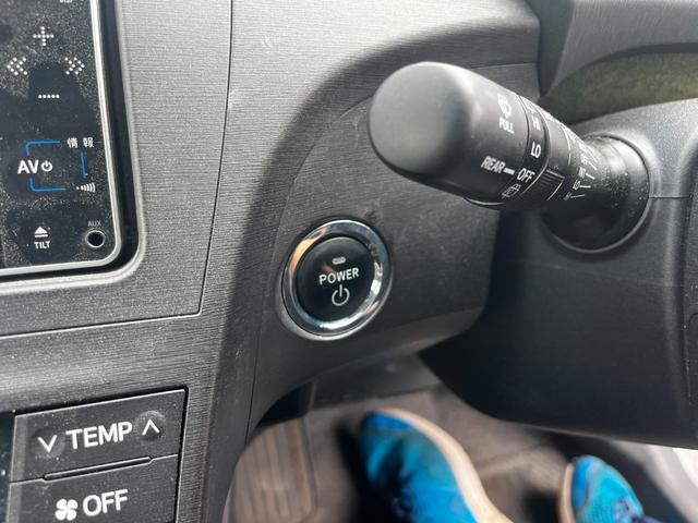 プリウス Ｓ　パワーステアリング　パワーウィンドウ　エアバッグ　オートエアコン　キーレス　スマートキー　スペアキー　社外ＨＤＤナビ　ＣＤ　ＤＶＤ　ワンセグＴＶ　バックカメラ　プッシュスタート　ＥＴＣ　対物センサー（20枚目）