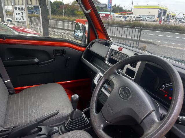 ハイゼットトラック スタンダード　農用スペシャル　パワーステアリング　エアバッグ　エアコン　５速マニュアル　４ＷＤ　荷台ライト　ＦＭ　シュガーソケット（9枚目）