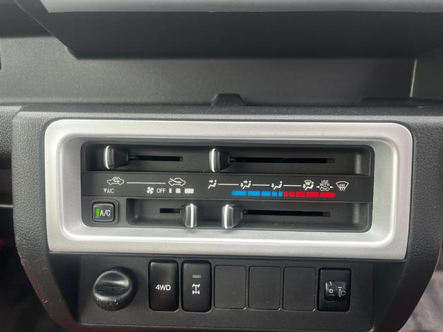 ハイゼットトラック スタンダード　農用スペシャル　パワーステアリング　エアバッグ　エアコン　５速マニュアル　４ＷＤ　荷台ライト　ＦＭ　シュガーソケット（12枚目）