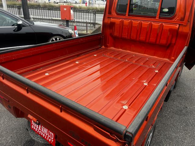 ハイゼットトラック スタンダード　農用スペシャル　パワーステアリング　エアバッグ　エアコン　５速マニュアル　４ＷＤ　荷台ライト　ＦＭ　シュガーソケット（19枚目）