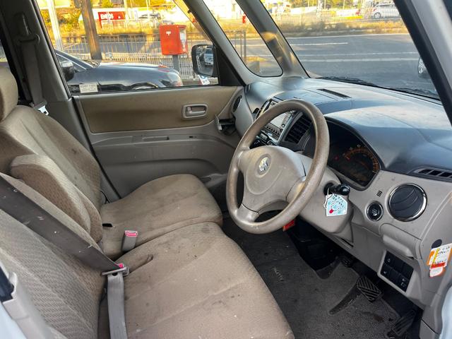 パレット Ｘ　パワーステアリング　パワーウィンドウ　エアバッグ　エアコン　キーレス　スマートキー　バックカメラ　社外ＣＤデッキ　プッシュスタート　左側電動スライドドア　４ＷＤ　社外ＡＷ（9枚目）