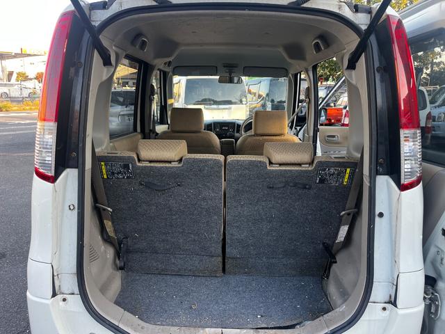 パレット Ｘ　パワーステアリング　パワーウィンドウ　エアバッグ　エアコン　キーレス　スマートキー　バックカメラ　社外ＣＤデッキ　プッシュスタート　左側電動スライドドア　４ＷＤ　社外ＡＷ（12枚目）