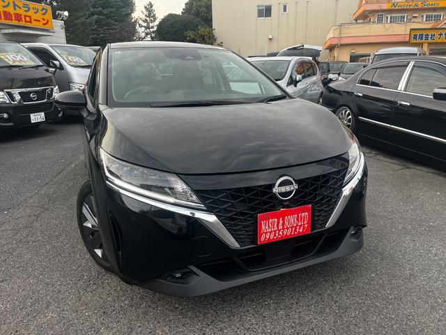 ノート Ｘ　ＦＯＵＲ　ＰＳ　ＰＷ　エアＢ　ＡＡＣ　キーレス　スマートキー　純正ナビ　ワンセグＴＶ　ＦＭ　ＢＴ接続　アラウンドビューモニター　Ｂカメラ　タイプＣ端子　ＵＳＢ端子　スタッドレスタイヤ　対物センサー（2枚目）