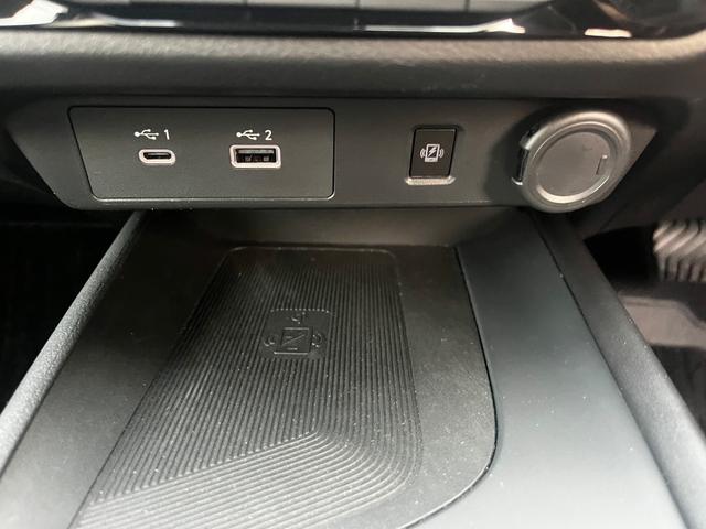 ノート Ｘ　ＦＯＵＲ　ＰＳ　ＰＷ　エアＢ　ＡＡＣ　キーレス　スマートキー　純正ナビ　ワンセグＴＶ　ＦＭ　ＢＴ接続　アラウンドビューモニター　Ｂカメラ　タイプＣ端子　ＵＳＢ端子　スタッドレスタイヤ　対物センサー（26枚目）