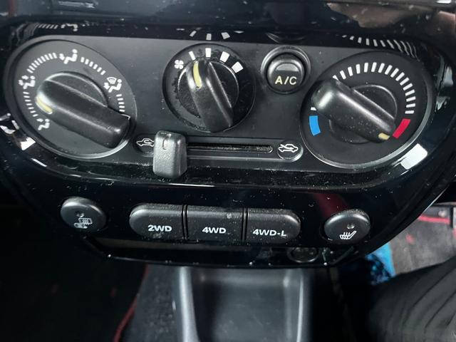 ジムニー クロスアドベンチャー パワーステアリング パワーウィンドウ エアバッグ エアコン キーレス 4WD ターボ ETC フォグランプ 社外AW(16枚目)