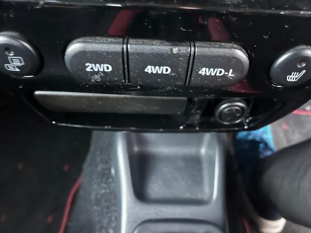 ジムニー クロスアドベンチャー パワーステアリング パワーウィンドウ エアバッグ エアコン キーレス 4WD ターボ ETC フォグランプ 社外AW(17枚目)