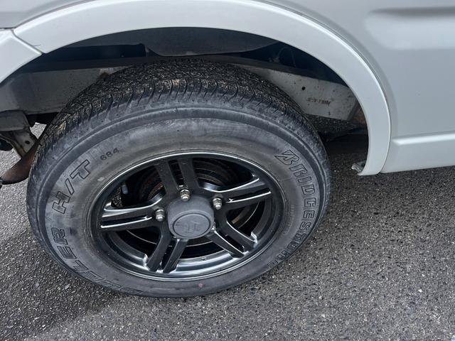 ジムニー クロスアドベンチャー パワーステアリング パワーウィンドウ エアバッグ エアコン キーレス 4WD ターボ ETC フォグランプ 社外AW(23枚目)