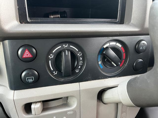 エブリイ PA パワーステアリング エアバッグ FM シュガーソケット 4WD(17枚目)