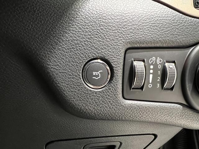 リミテッド レーダークルーズ/衝突軽減ブレーキ/車線逸脱アシスト/オートハイビーム/純正ナビ/フルセグ/Bluetooth&USB接続/サイド&バックカメラ/黒革シート/電動トランク/ETC2.0/純正18AW(38枚目)