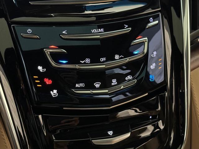 キャデラックエスカレード プラチナム　正規ディーラー車／Ａｐｐｌｅｃａｒｐｌａｙ／茶革ヒーター＆エアコン／前＆横＆後カメラ／サンルーフ／フルセグＴＶ／後席ＦＤモニター／ＤＶＤ／ＨＵＤ／電動サイドステップ＆リアゲート／ＥＴＣ／純正２２ＡＷ（46枚目）