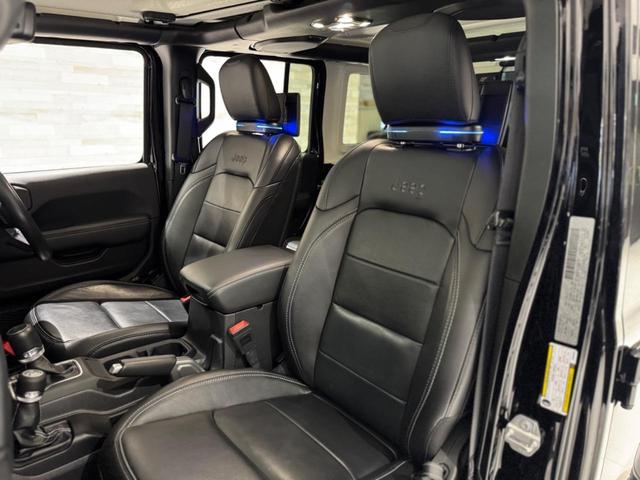 ジープ・ラングラーアンリミテッド サハラ　１年保証付／正規ディーラー車／Ａｐｐｌｅｃａｒｐｌａｙ／黒革ヒーター／ステアリングヒーター／ＡＣＣ／Ｆ＆Ｓ＆Ｂカメラ／ＤＳＲＣ／フルセグ／ヘッドレストモニター／ＢＳＭ／前後ソナー／ＢＲＵＴ１７ＡＷ（25枚目）