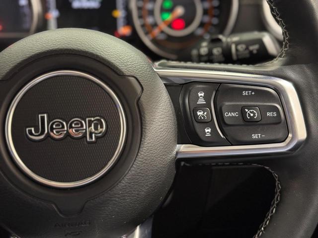 ジープ・ラングラーアンリミテッド サハラ　１年保証付／正規ディーラー車／Ａｐｐｌｅｃａｒｐｌａｙ／黒革ヒーター／ステアリングヒーター／ＡＣＣ／Ｆ＆Ｓ＆Ｂカメラ／ＤＳＲＣ／フルセグ／ヘッドレストモニター／ＢＳＭ／前後ソナー／ＢＲＵＴ１７ＡＷ（38枚目）
