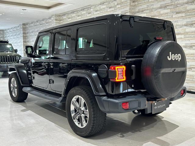 ジープ・ラングラーアンリミテッド サハラ　１年保証付／正規ディーラー車／Ａｐｐｌｅｃａｒｐｌａｙ／フルセグＴＶ／ＢＳＭ／ＥＴＣ２．０／ＡＣＣ／フロント＆サイド＆バックカメラ／前後ソナー／ＰＵＳＨスタート／ＬＥＤヘッドライト／純正１８インチＡＷ（15枚目）