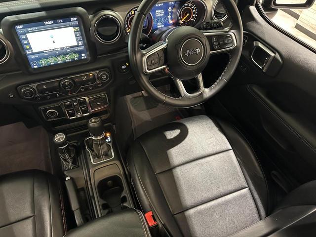 ジープ・ラングラーアンリミテッド サハラ　１年保証付／正規ディーラー車／Ａｐｐｌｅｃａｒｐｌａｙ／フルセグＴＶ／ＢＳＭ／ＥＴＣ２．０／ＡＣＣ／フロント＆サイド＆バックカメラ／前後ソナー／ＰＵＳＨスタート／ＬＥＤヘッドライト／純正１８インチＡＷ（31枚目）