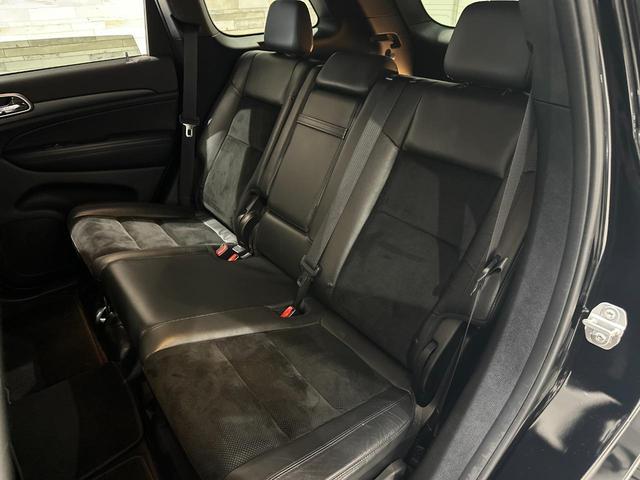 ジープ・グランドチェロキー アルティテュード　１年保証付／正規Ｄ車／２００台限定車／黒ハーフレザー／シートヒーター／ＤＳＲＣ／Ｆ＆Ｓ＆Ｂカメラ／フルセグ／Ｂｌｕｅｔｏｏｔｈ＆ＵＳＢ音楽／クルコン／エアサス／前後ソナー／ＰＵＳＨスタート／純２０ＡＷ（24枚目）