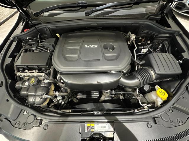 ジープ・グランドチェロキー アルティテュード　１年保証付／正規Ｄ車／２００台限定車／黒ハーフレザー／シートヒーター／ＤＳＲＣ／Ｆ＆Ｓ＆Ｂカメラ／フルセグ／Ｂｌｕｅｔｏｏｔｈ＆ＵＳＢ音楽／クルコン／エアサス／前後ソナー／ＰＵＳＨスタート／純２０ＡＷ（55枚目）