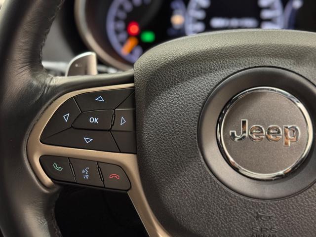 ジープ・グランドチェロキー ラレード　１年保証付／正規ディーラー車／１オーナー／Ｕｃｏｎｎｅｃｔナビ／Ｂｌｕｅｔｏｏｔｈ＆ＵＳＢ音楽／ＤＳＲＣ／クルーズコントロール／フロントカメラ／ＰＵＳＨスタート／キーレス／フルセグＴＶ／純正１８ＡＷ（35枚目）