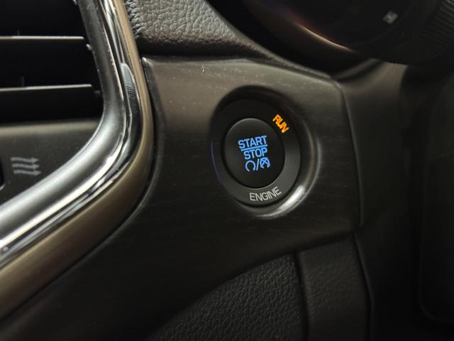 ジープ・グランドチェロキー ラレード　１年保証付／正規ディーラー車／１オーナー／Ｕｃｏｎｎｅｃｔナビ／Ｂｌｕｅｔｏｏｔｈ＆ＵＳＢ音楽／ＤＳＲＣ／クルーズコントロール／フロントカメラ／ＰＵＳＨスタート／キーレス／フルセグＴＶ／純正１８ＡＷ（50枚目）