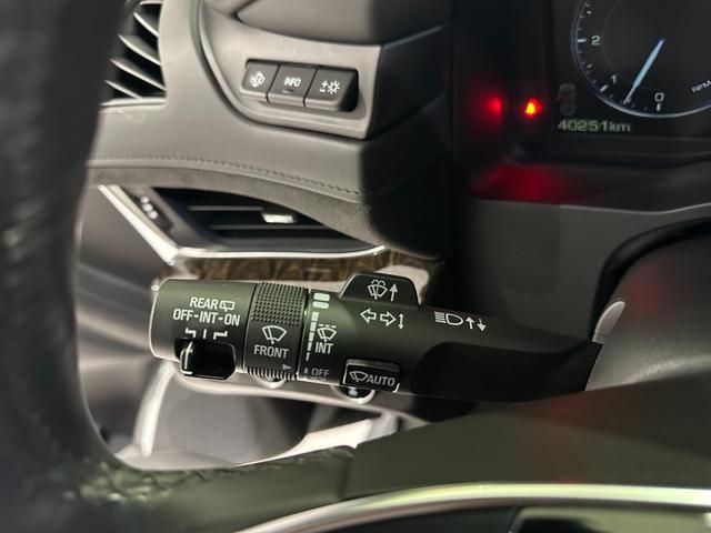 キャデラックエスカレード プラチナム　１年保証付／正規ディーラー車／サンルーフ／黒革パワーシート／フルセグ／後席モニター／ＥＴＣ／前後ソナー／ステアリングヒーター／エアシート＆ヒーター／Ｂｌｕｅｔｏｏｔｈ＆ＵＳＢ／純正２２ｉｎｃｈＡＷ（40枚目）