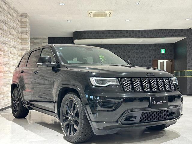 ジープ・グランドチェロキー アルティテュード　１年保証付／正規ディーラー車／黒ハーフレザー／パワーシート＆ヒーター／フルセグ／ＥＴＣ／前後ソナー／前＆横＆後カメラ／Ｂｌｕｅｔｏｏｔｈ＆ＵＳＢ／フォグライト／エアサス／純正ブラック２０ｉｎｃｈＡＷ（11枚目）