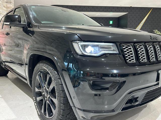 ジープ・グランドチェロキー アルティテュード　１年保証付／正規ディーラー車／黒ハーフレザー／パワーシート＆ヒーター／フルセグ／ＥＴＣ／前後ソナー／前＆横＆後カメラ／Ｂｌｕｅｔｏｏｔｈ＆ＵＳＢ／フォグライト／エアサス／純正ブラック２０ｉｎｃｈＡＷ（14枚目）