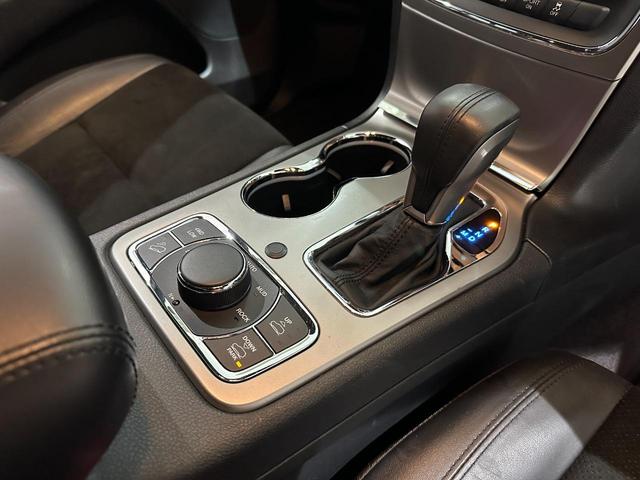 ジープ・グランドチェロキー アルティテュード　１年保証付／正規ディーラー車／黒ハーフレザー／パワーシート＆ヒーター／フルセグ／ＥＴＣ／前後ソナー／前＆横＆後カメラ／Ｂｌｕｅｔｏｏｔｈ＆ＵＳＢ／フォグライト／エアサス／純正ブラック２０ｉｎｃｈＡＷ（47枚目）