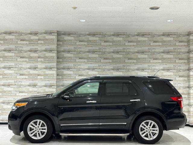 エクスプローラー ＸＬＴ　エコブースト　１年保証付／正規ディーラー車／ベージュ革パワーシート／シートヒーター／キーレス／ＥＴＣ／リアソナー／前＆横＆後カメラ／Ｂｌｕｅｔｏｏｔｈ＆ＵＳＢ／フォグライト／ＣＤ／電格ミラー／純正１８ｉｎｃｈＡＷ（22枚目）