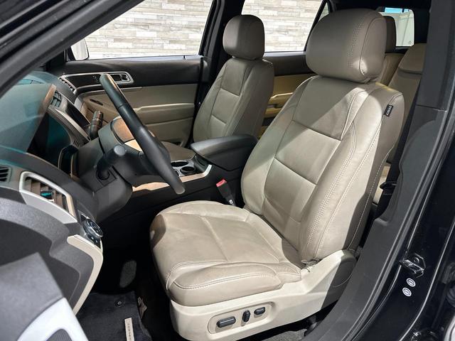 エクスプローラー ＸＬＴ　エコブースト　１年保証付／正規ディーラー車／ベージュ革パワーシート／シートヒーター／キーレス／ＥＴＣ／リアソナー／前＆横＆後カメラ／Ｂｌｕｅｔｏｏｔｈ＆ＵＳＢ／フォグライト／ＣＤ／電格ミラー／純正１８ｉｎｃｈＡＷ（23枚目）