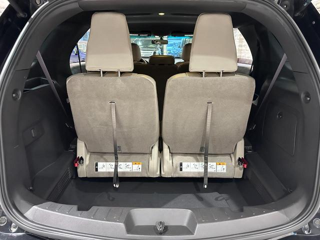 エクスプローラー ＸＬＴ　エコブースト　１年保証付／正規ディーラー車／ベージュ革パワーシート／シートヒーター／キーレス／ＥＴＣ／リアソナー／前＆横＆後カメラ／Ｂｌｕｅｔｏｏｔｈ＆ＵＳＢ／フォグライト／ＣＤ／電格ミラー／純正１８ｉｎｃｈＡＷ（32枚目）