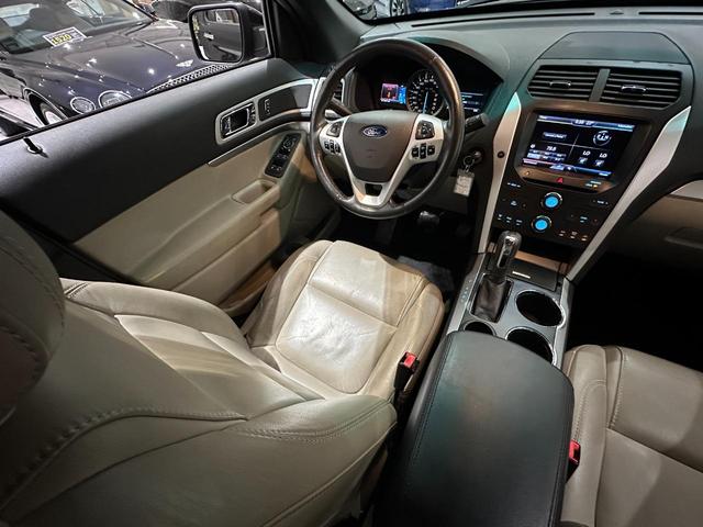 エクスプローラー ＸＬＴ　エコブースト　１年保証付／正規ディーラー車／ベージュ革パワーシート／シートヒーター／キーレス／ＥＴＣ／リアソナー／前＆横＆後カメラ／Ｂｌｕｅｔｏｏｔｈ＆ＵＳＢ／フォグライト／ＣＤ／電格ミラー／純正１８ｉｎｃｈＡＷ（40枚目）