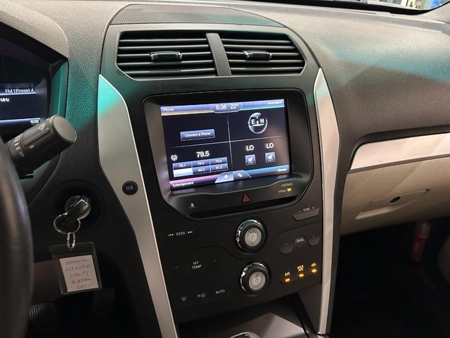 エクスプローラー ＸＬＴ　エコブースト　１年保証付／正規ディーラー車／ベージュ革パワーシート／シートヒーター／キーレス／ＥＴＣ／リアソナー／前＆横＆後カメラ／Ｂｌｕｅｔｏｏｔｈ＆ＵＳＢ／フォグライト／ＣＤ／電格ミラー／純正１８ｉｎｃｈＡＷ（48枚目）