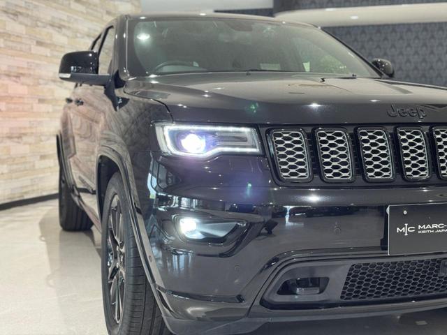 ジープ・グランドチェロキー アルティテュード　１年保証付／Ａｐｐｌｅｃａｒｐｌａｙ／エアサス／純正２０ＡＷ／ハーフレザー／シートヒーター／フルセグ／前後ソナー／ＤＳＲＣ／フロント＆サイド＆バックカメラ／クルーズコントロール／ＰＵＳＨスタート（14枚目）