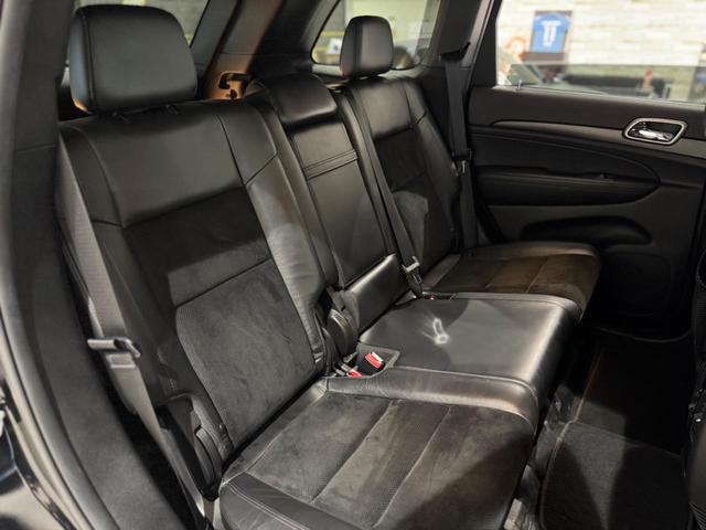 ジープ・グランドチェロキー アルティテュード　１年保証付／Ａｐｐｌｅｃａｒｐｌａｙ／エアサス／純正２０ＡＷ／ハーフレザー／シートヒーター／フルセグ／前後ソナー／ＤＳＲＣ／フロント＆サイド＆バックカメラ／クルーズコントロール／ＰＵＳＨスタート（25枚目）