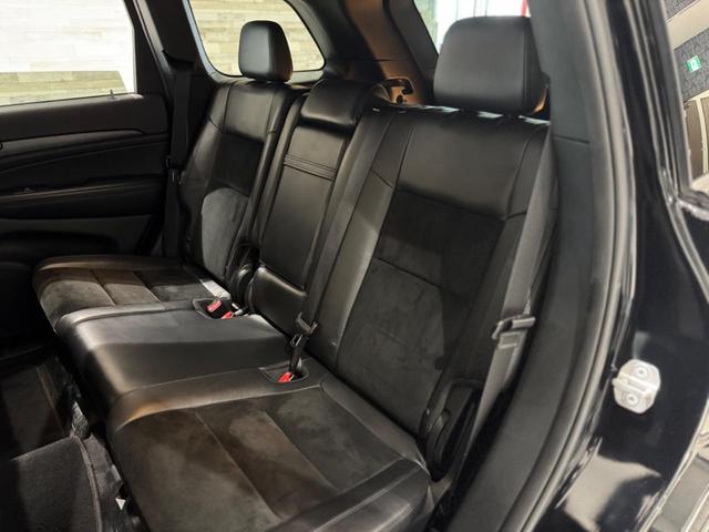 ジープ・グランドチェロキー アルティテュード　１年保証付／Ａｐｐｌｅｃａｒｐｌａｙ／エアサス／純正２０ＡＷ／ハーフレザー／シートヒーター／フルセグ／前後ソナー／ＤＳＲＣ／フロント＆サイド＆バックカメラ／クルーズコントロール／ＰＵＳＨスタート（26枚目）